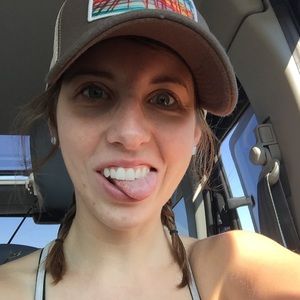 Meet your Posher, Annie